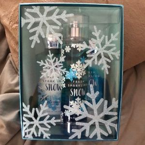 NWOT Bath and body works holiday package